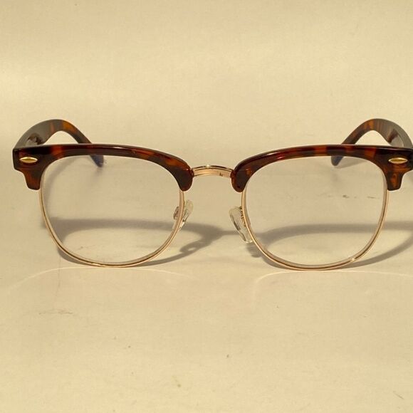 0975 Evita Round Eyebrow Eyeglasses Tortoise with Gold Frame New main image 4